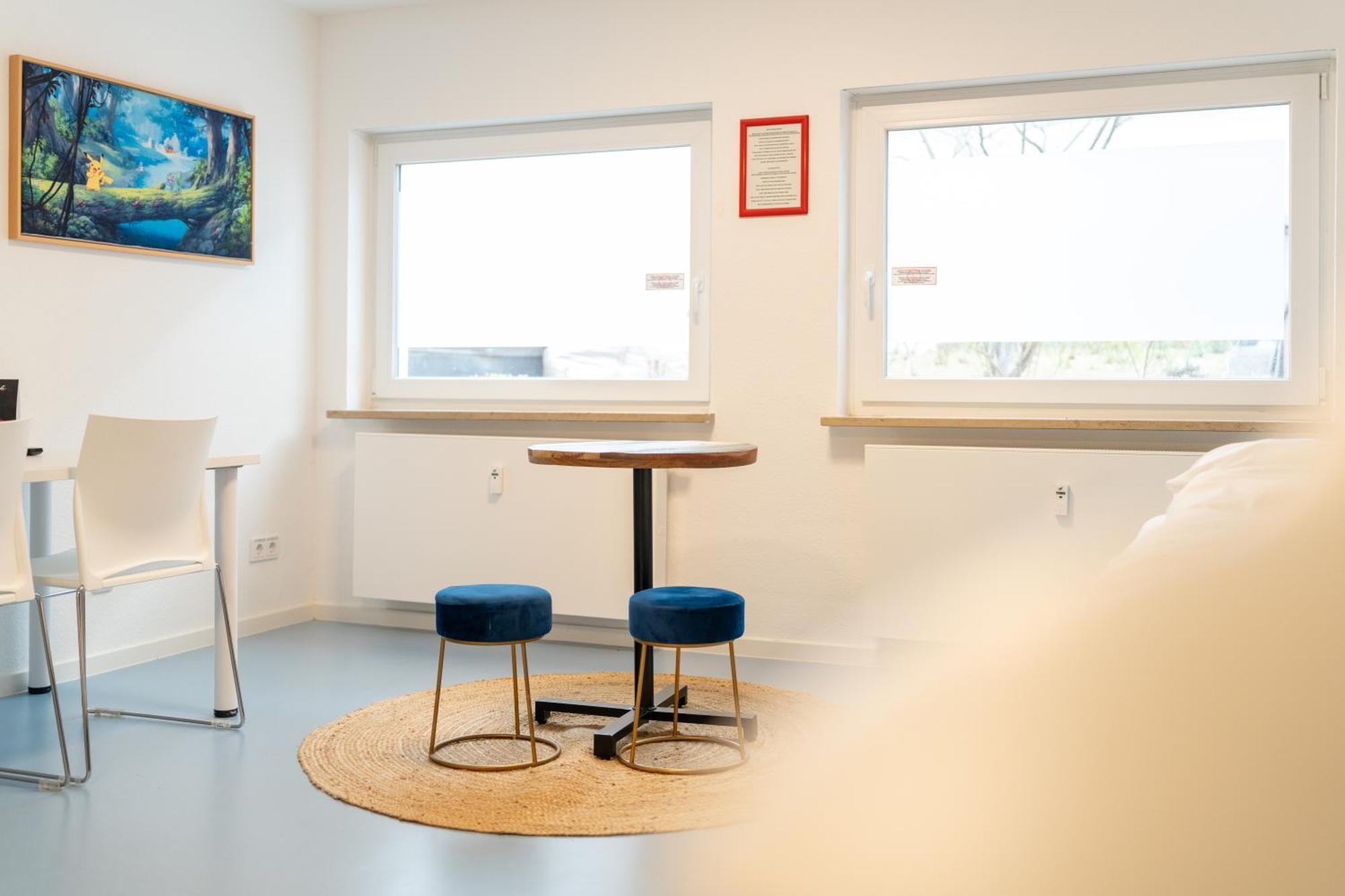 Hostel مانهايم المظهر الخارجي الصورة The waiting room of the clinic